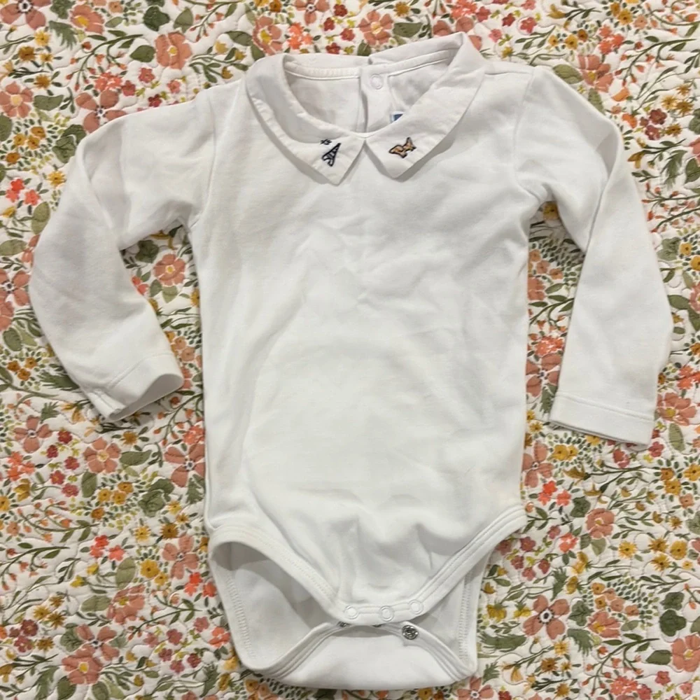 Jacadi Paris 12M White Long Sleeve Bodysuit with Peter Pan Collar - Picture 1 of 4